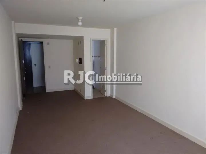 Comercial/Industrial de 28 metros quadrados no bairro Centro - Foto 2