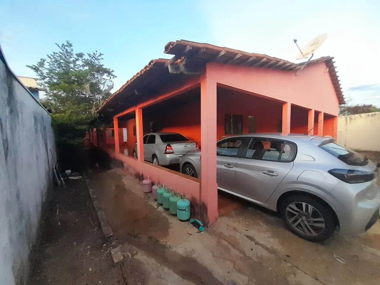  Casa na 906Sul com 4/4 próximo ao Posto/praça  - Foto 2