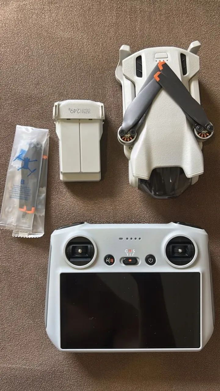 Drone dji mini 3 controle com tela