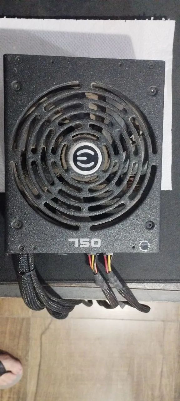 Fonte EVGA 750 B2  - Foto 2