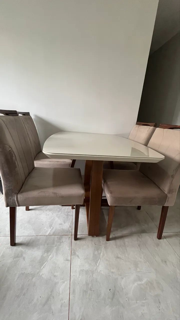MESA DE JANTAR + 4 CADEIRAS ESTOFADAS - Foto 4