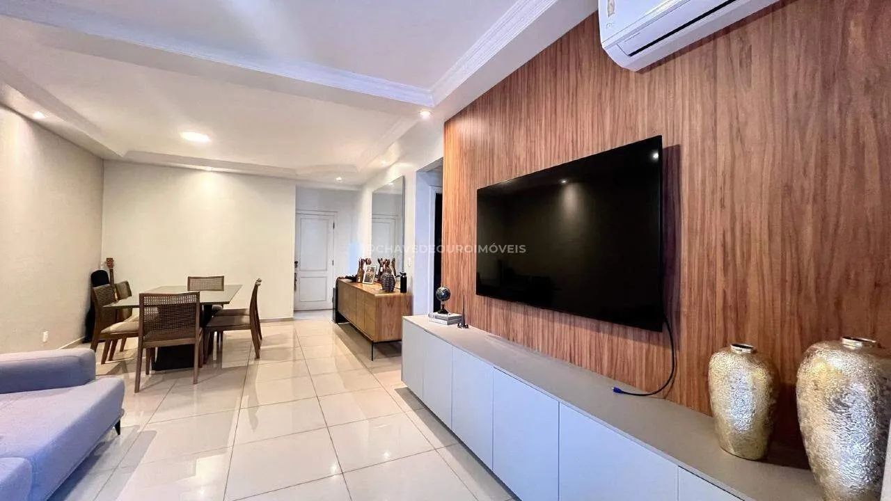 Apartamento a venda no bairro Irmão Soares.