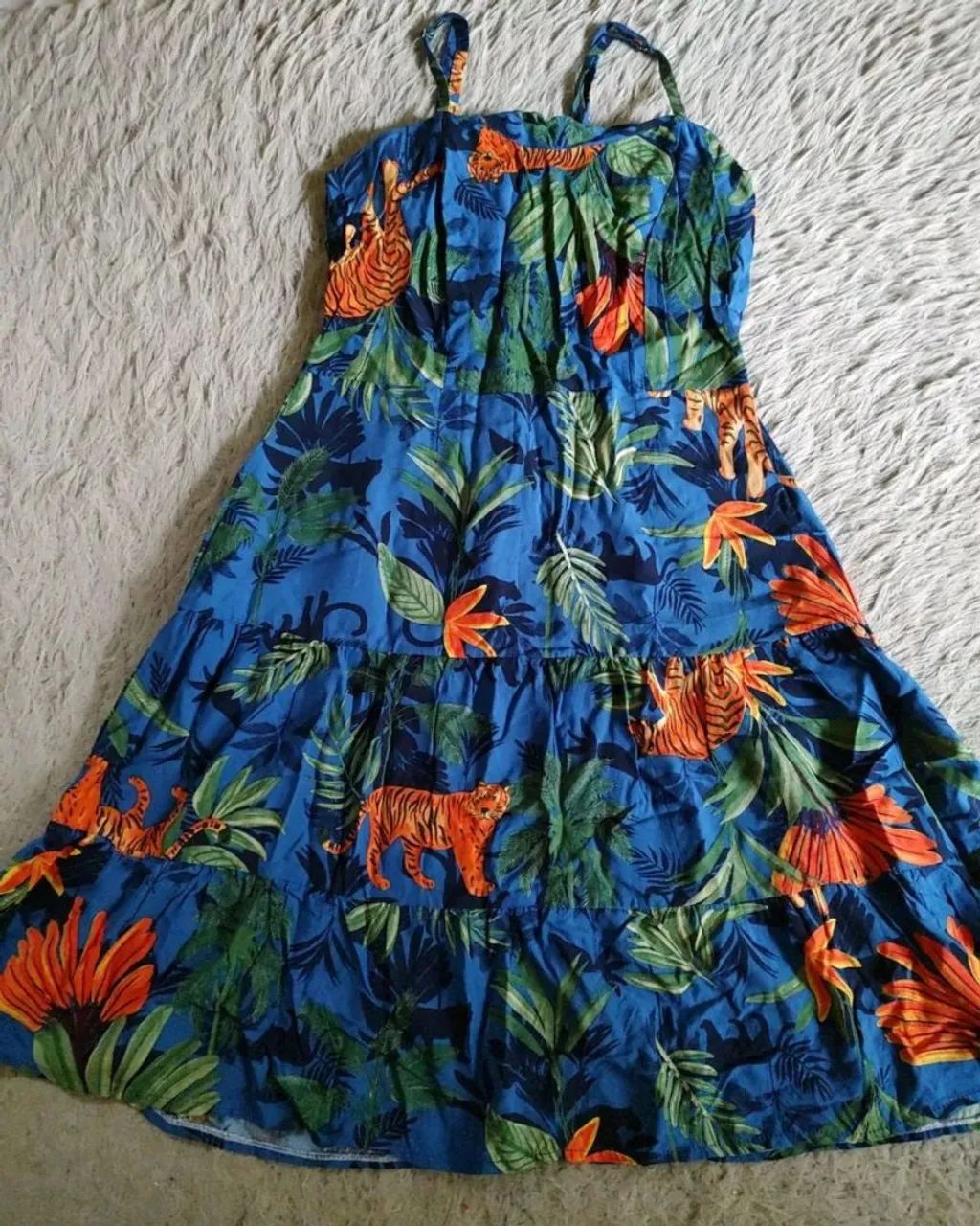 Lote Vários modelos de roupas femininas. - Foto 5