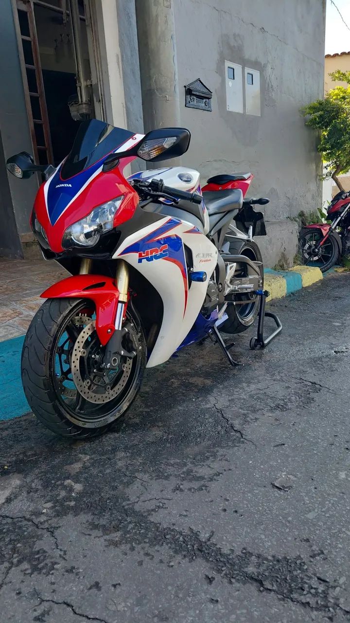 Cbr 1000 - Foto 2