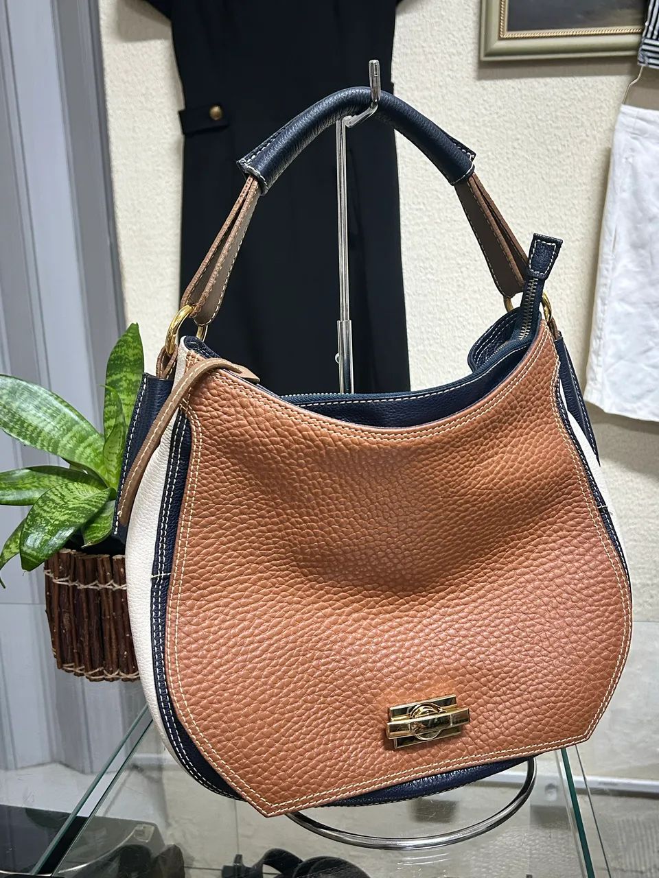 BOLSA EM COURO COLATTO  - Foto 2