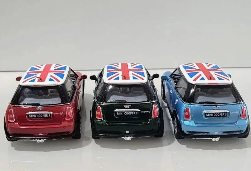 Miniatura de Minicooper metal 13cm - Foto 3