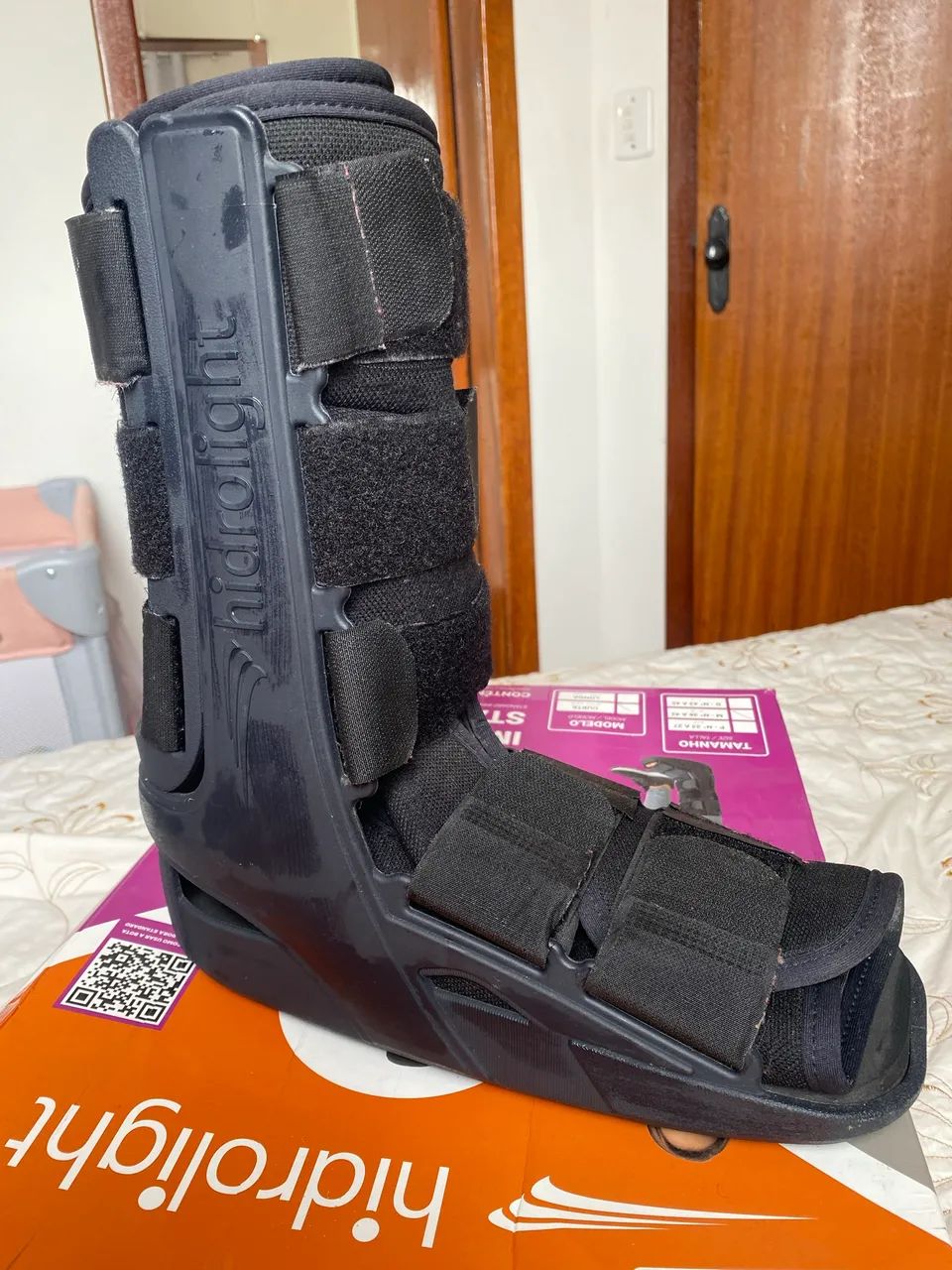 Bota imobilizadora semi-nova 