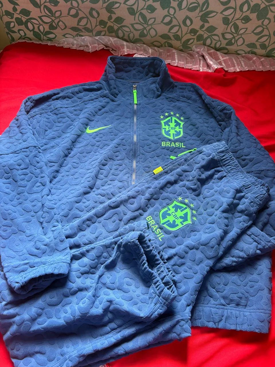 Conjunto Nike Brasil Swoosh Masculino - Foto 2
