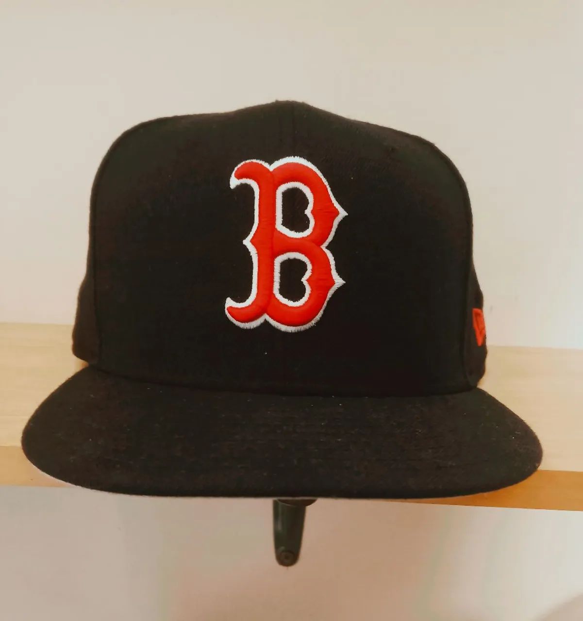Boné new Era Boston Red Six(Original!)<br><br>novíssimo!