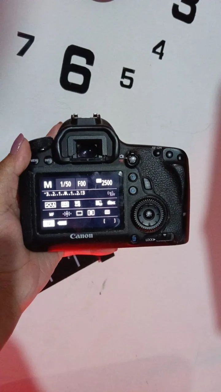 CÂMERA CANON 6D SEMINOVA  - Foto 2
