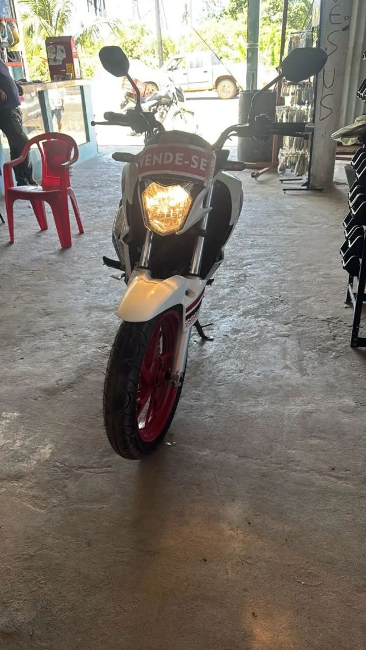 Vendo Honda CB Twitter 250 cilindrada - Foto 3