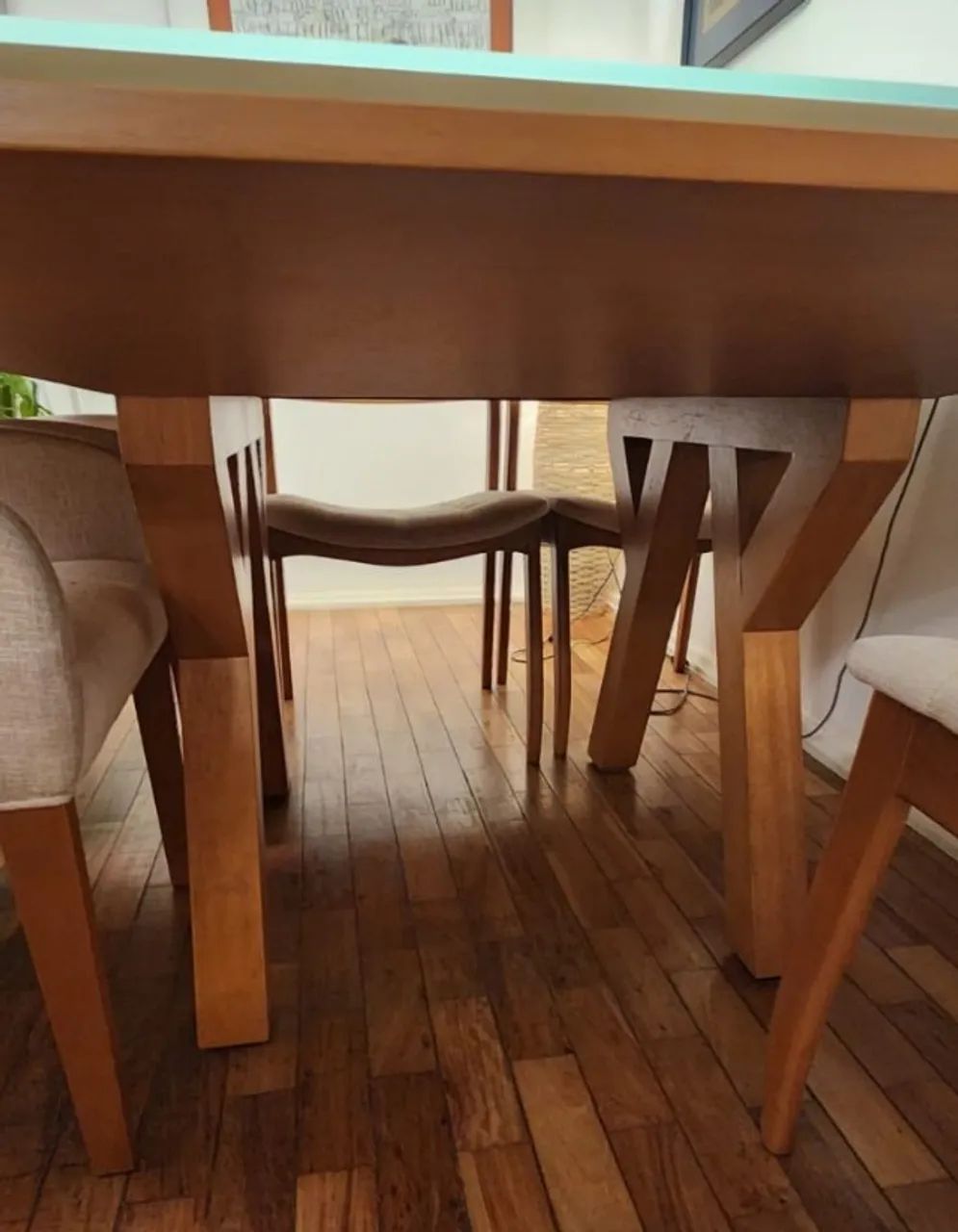 Mesa de jantar quadrada com 6 cadeiras - Foto 2