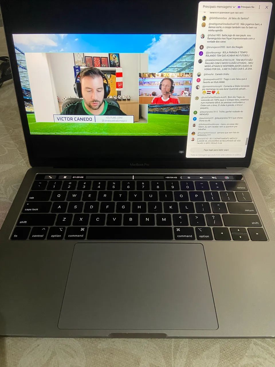 MacBook Pro 2018 Touch bar 8Gb Ram / 256 SSD Intel Core i5 Quad