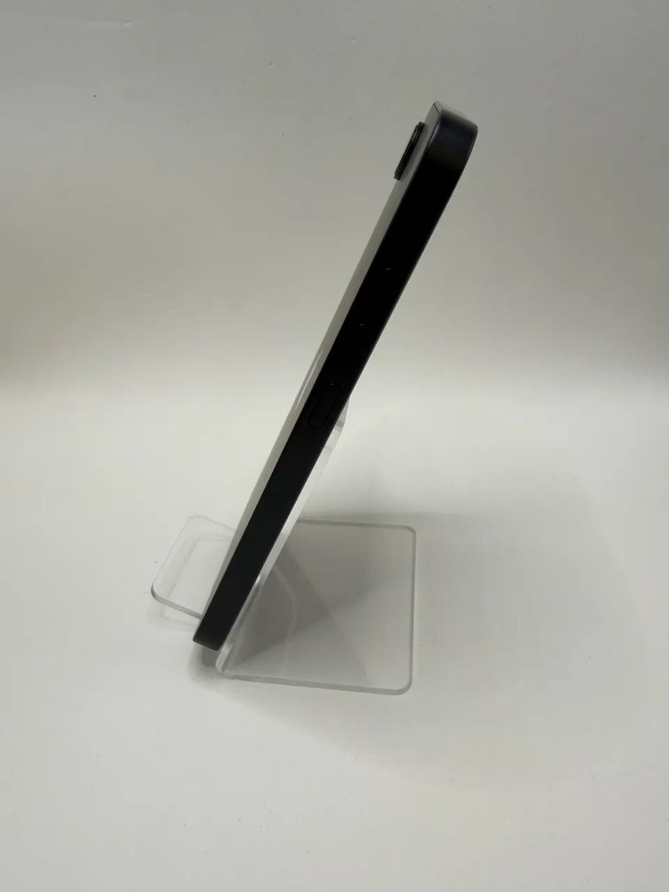 iPhone 16e 128gb (Intacto) - Foto 3