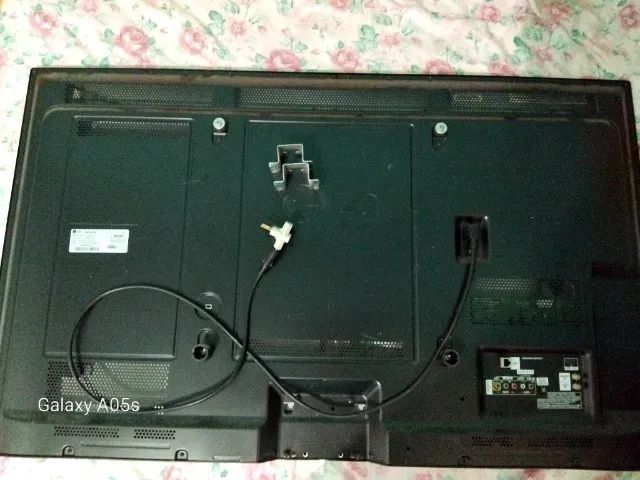Televisão 60 polegadas LG, somente retira e pagamento a vista. - Foto 5