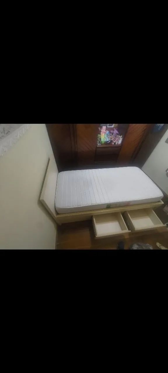 Cama madeira maciça linda com gavetas com colchão  - Foto 2