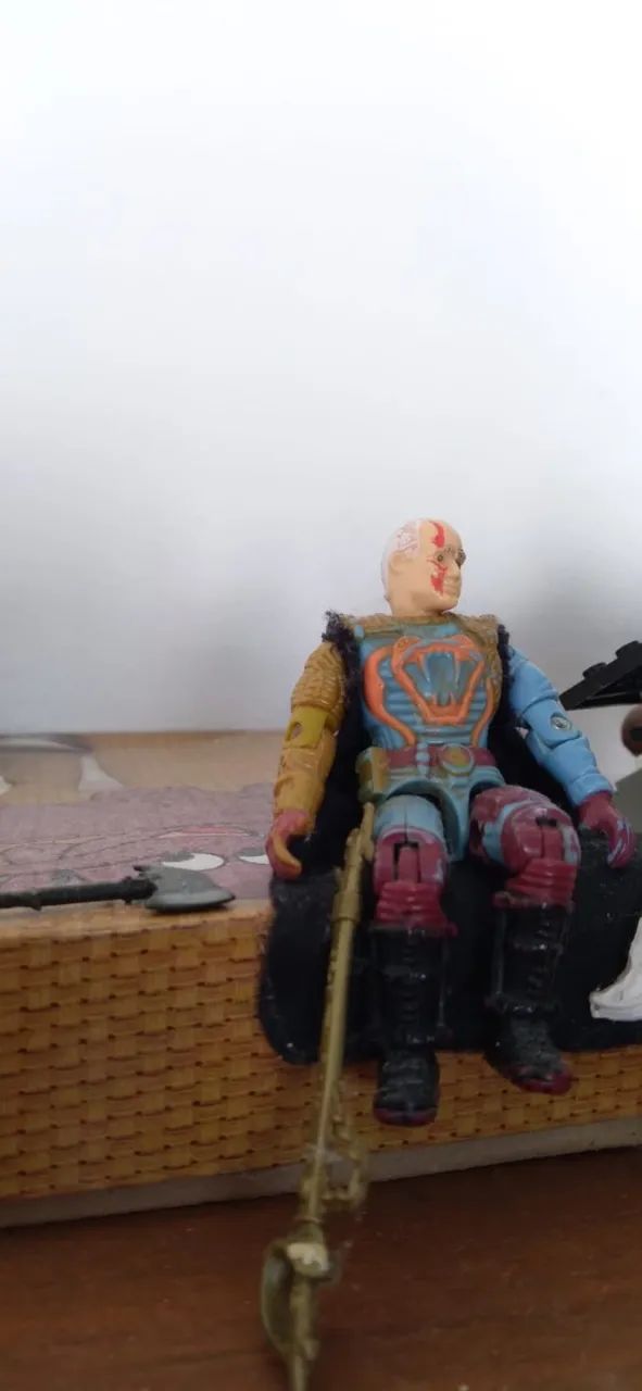 Comandos em ação Cesspool capa espada e machadinha - Foto 3