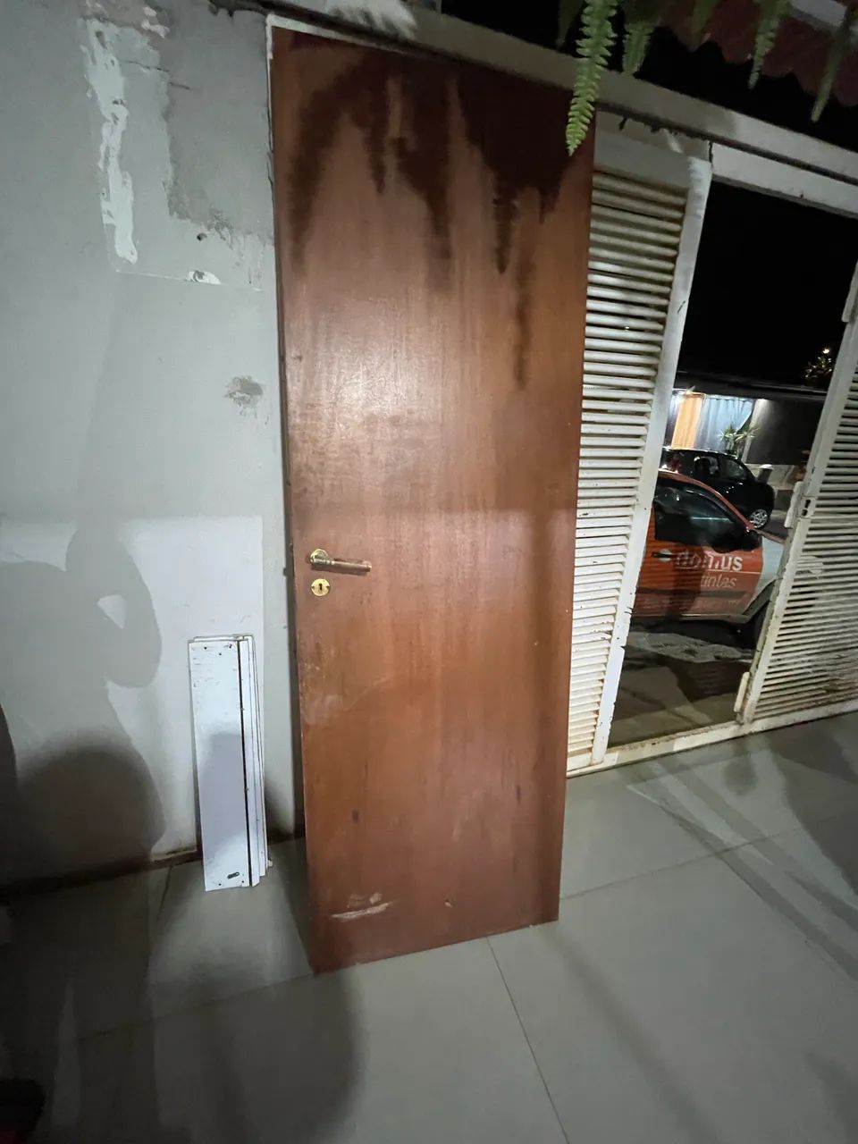 Porta de madeira65060260758018124