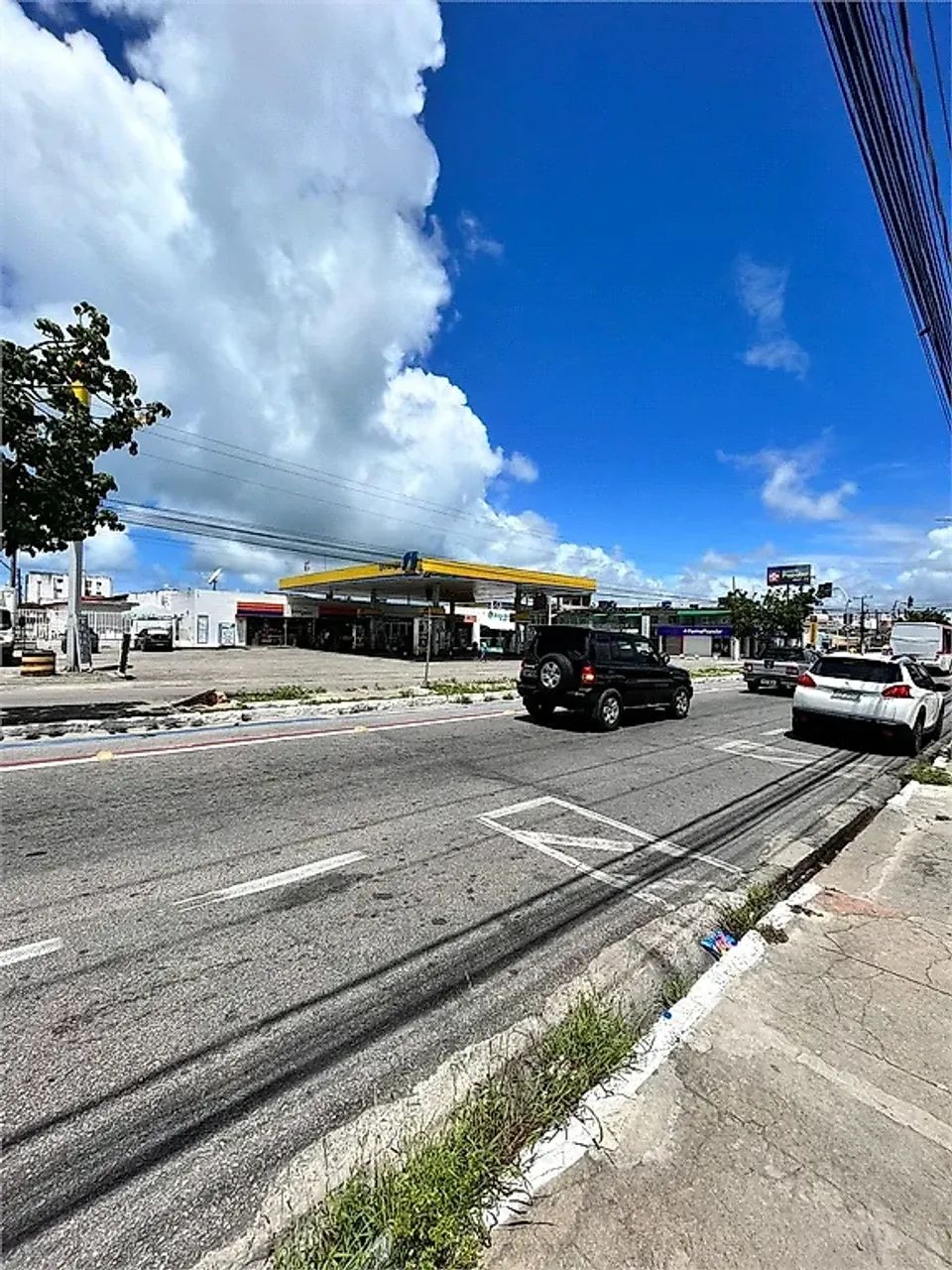 Casa 3 Quartos com 2 Suítes e 307m² - Trapiche Da Barra