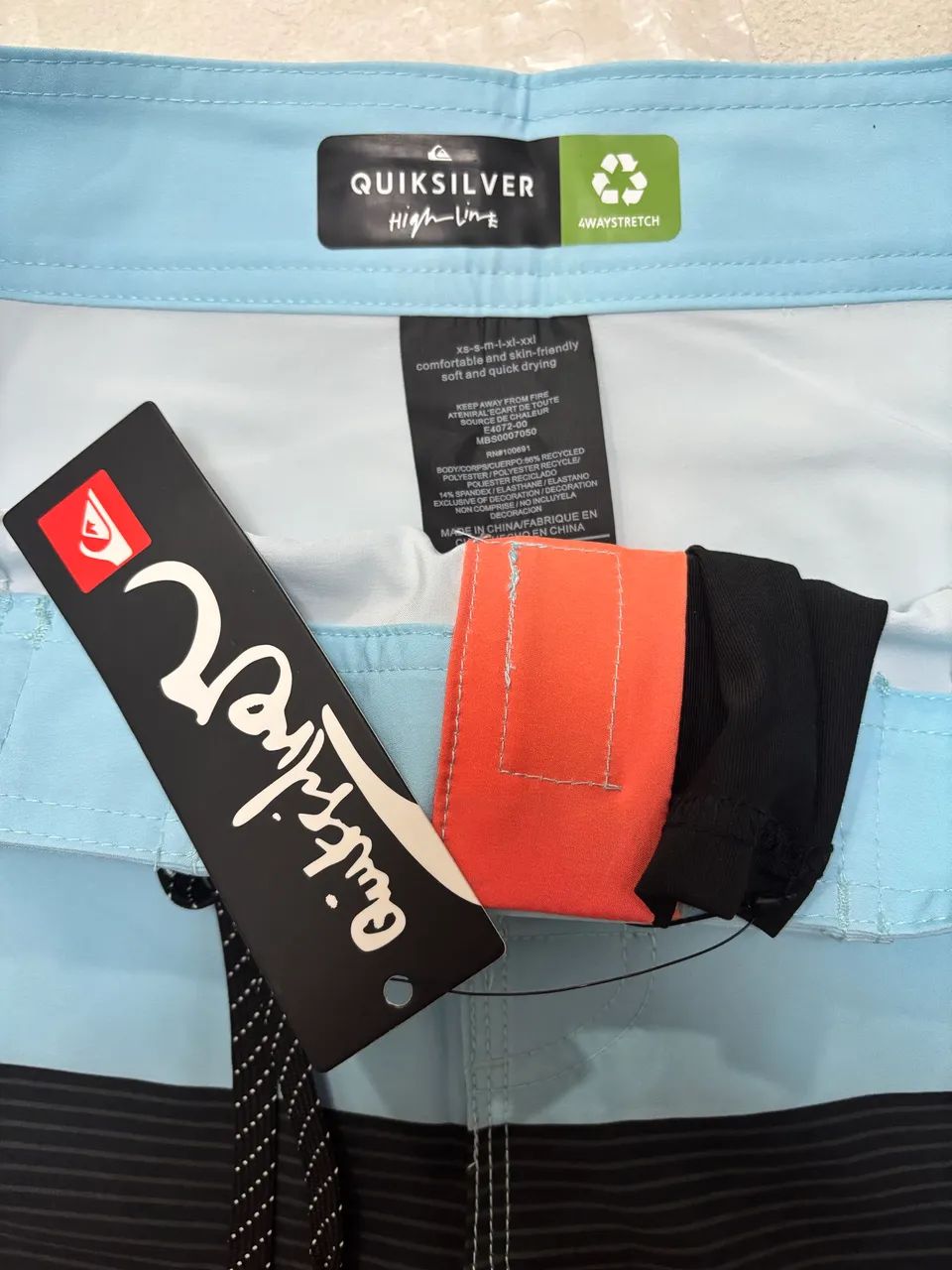 Bermuda Quiksilver Original  - Foto 2