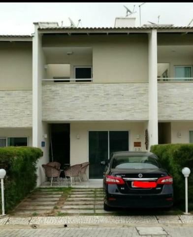Duplex em Condomínio