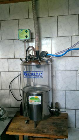 Ordenhadeira com Transferidor e Resfriador de Inox 300 litros - Foto 6
