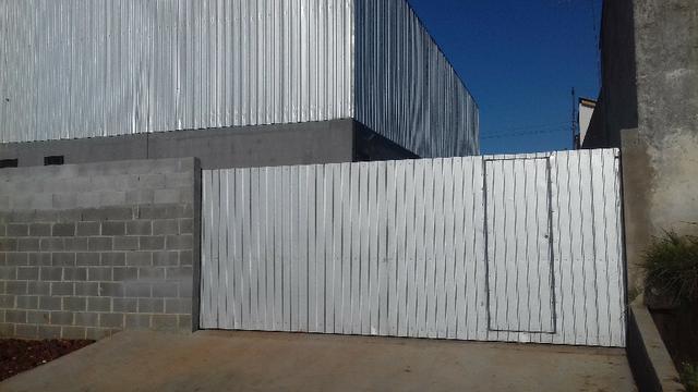 Vendo barracão 250m2. 350mil + 2.900, mensais - Foto 2