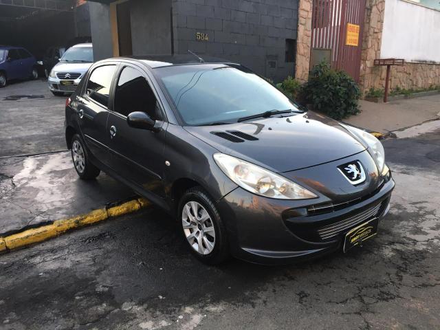 Peugeot 207 1.4 xr 2011 R$ 16,900