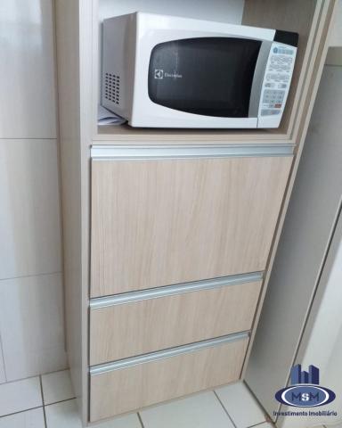 Apartamento 2 dormitórios com cozinha planejadas. - Foto 8