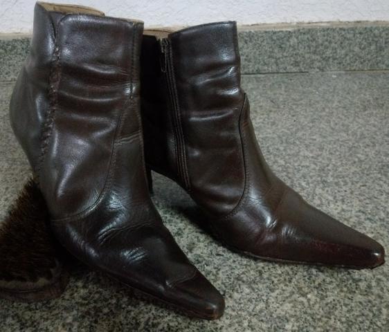 Bota em couro, número 35