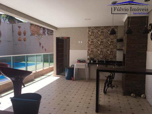 Excelente casa com 3 quartos, todos suítes, pé direito duplo e completa em armário! Única! - Foto 15