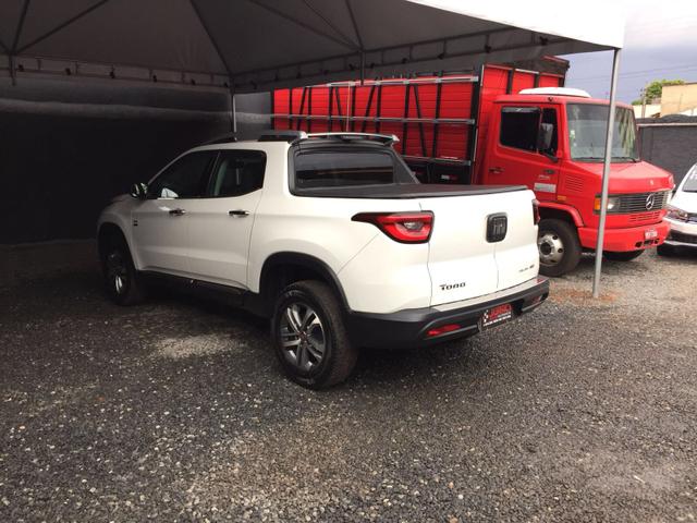 FIAT/TORO VOLCANO A/T 4X4 Diesel 2016/2017 - Foto 5