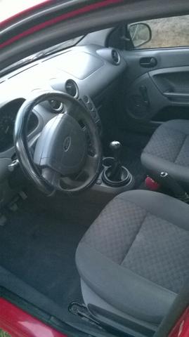 Ford Fiesta 2007 com Ar condiconado R$ 10.490.00 - Foto 7