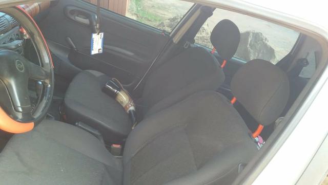Corsa classic 1.6 ano 2006 - Foto 3
