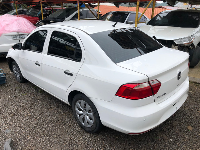 Vw Voyage 2015 1.0 vendido em peças