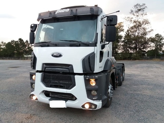Ford Cargo 2842 Ano 2013 6x2