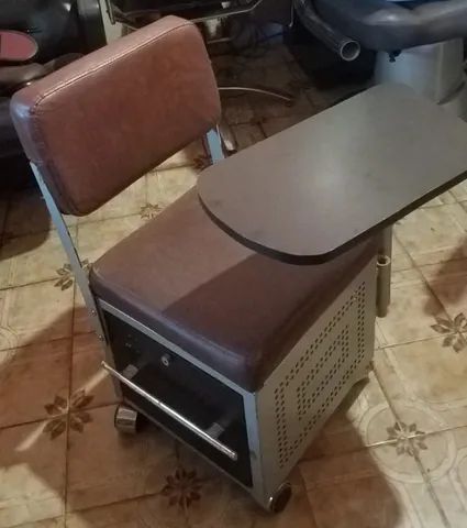 Ciranda/cadeira de manicure Van de velde seminova