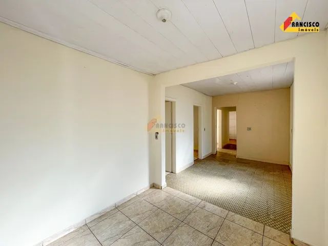 Casa para aluguel, 4 quartos, 2 vagas, Porto Velho - Divinópolis/MG