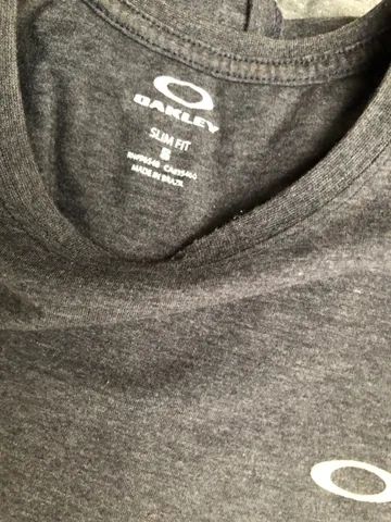 Camiseta Oakley tamanho P - Foto 4