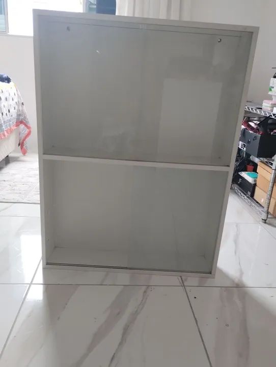 Armário de Vidro para Coleções - usado! - Foto 3
