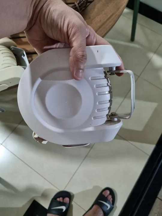 Varal de teto retrátil para área externa - Foto 3
