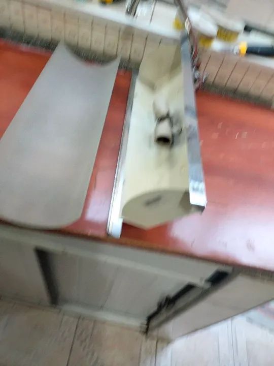 4 luminária de lata e vidro - Foto 3