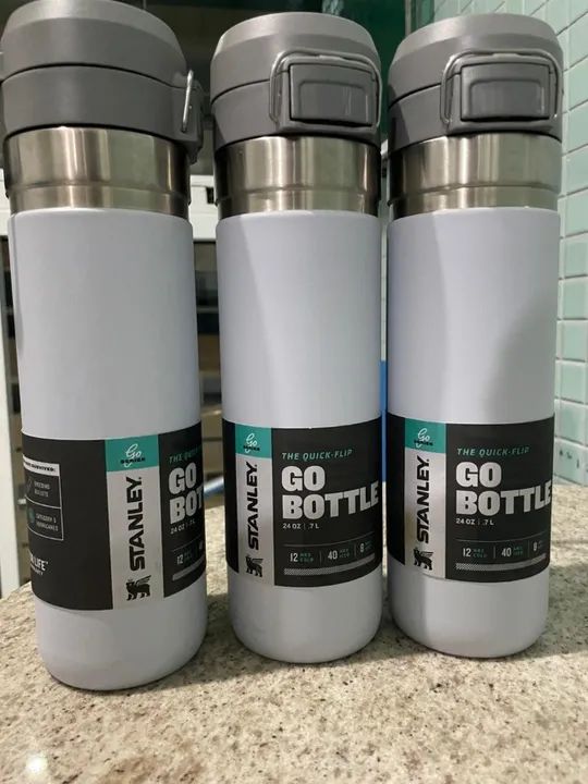 Garrafa Stanley Original Importada 700 ml Academia e Exercícios
