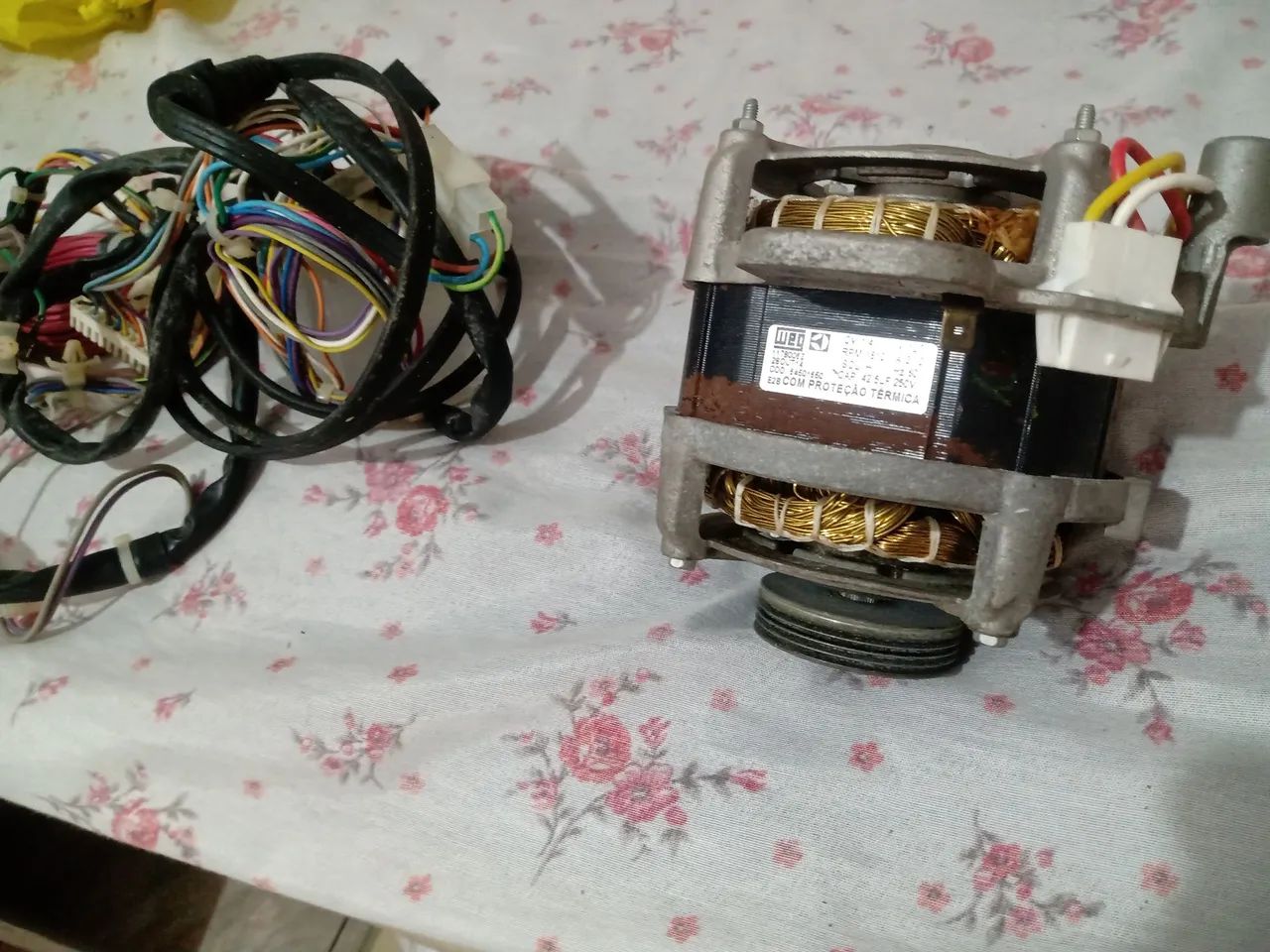 Motor de Lavadora Eletrolux excelente  - Foto 3