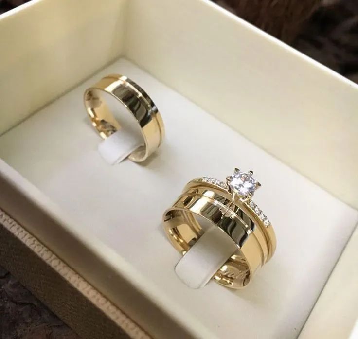 Par de Alianças Moeda Antiga 