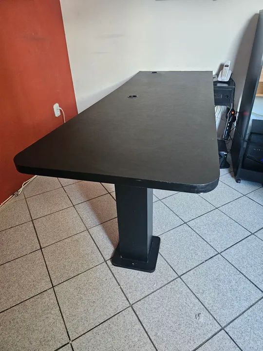 MESA PARA ESCRITÓRIO 