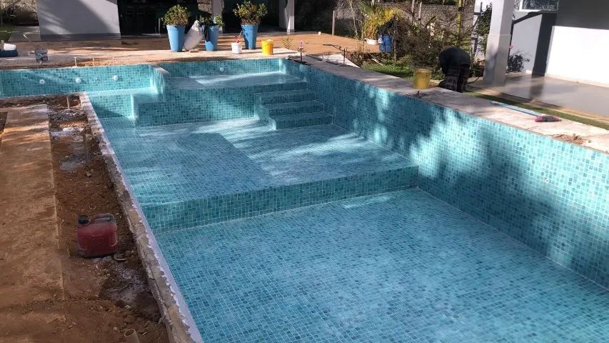 Piscinas - Construção e Reforma - Foto 3