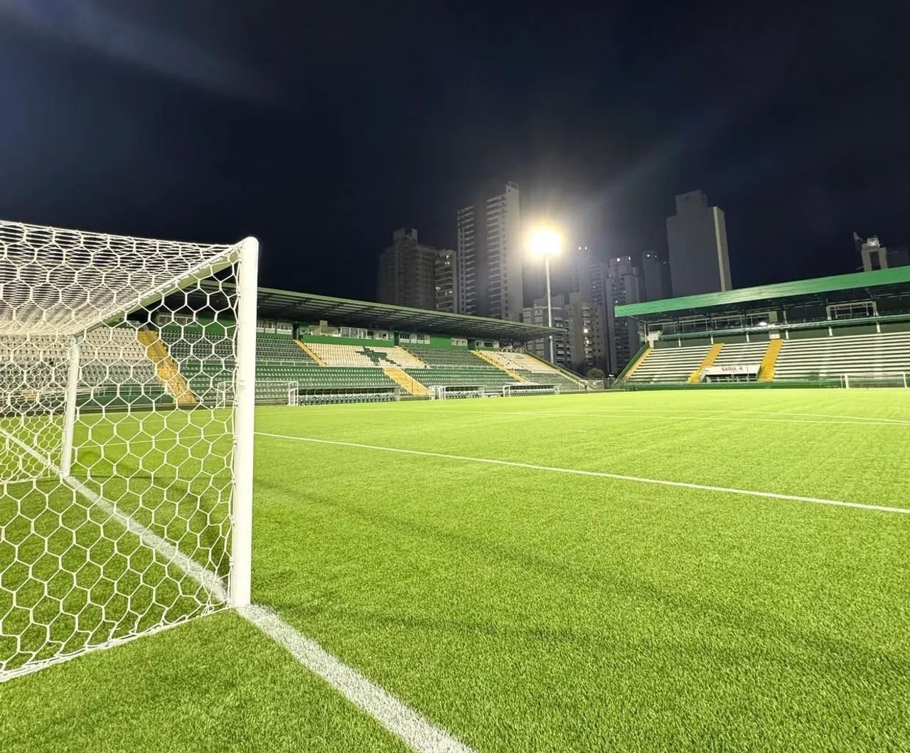 Instalação e iluminação pra estádio arena  - Foto 6