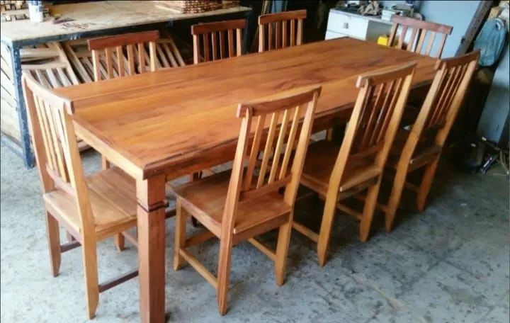 Mesa de Jantar  peroba rosa  220×90 8 cadeiras  - Foto 2