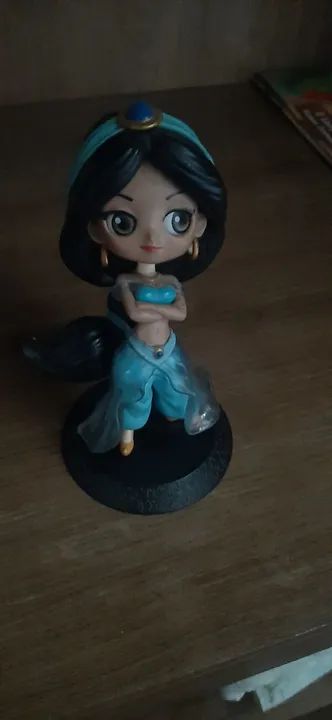 Bonequinha Harley Quinn e princesa jasmim e mulan - Foto 3